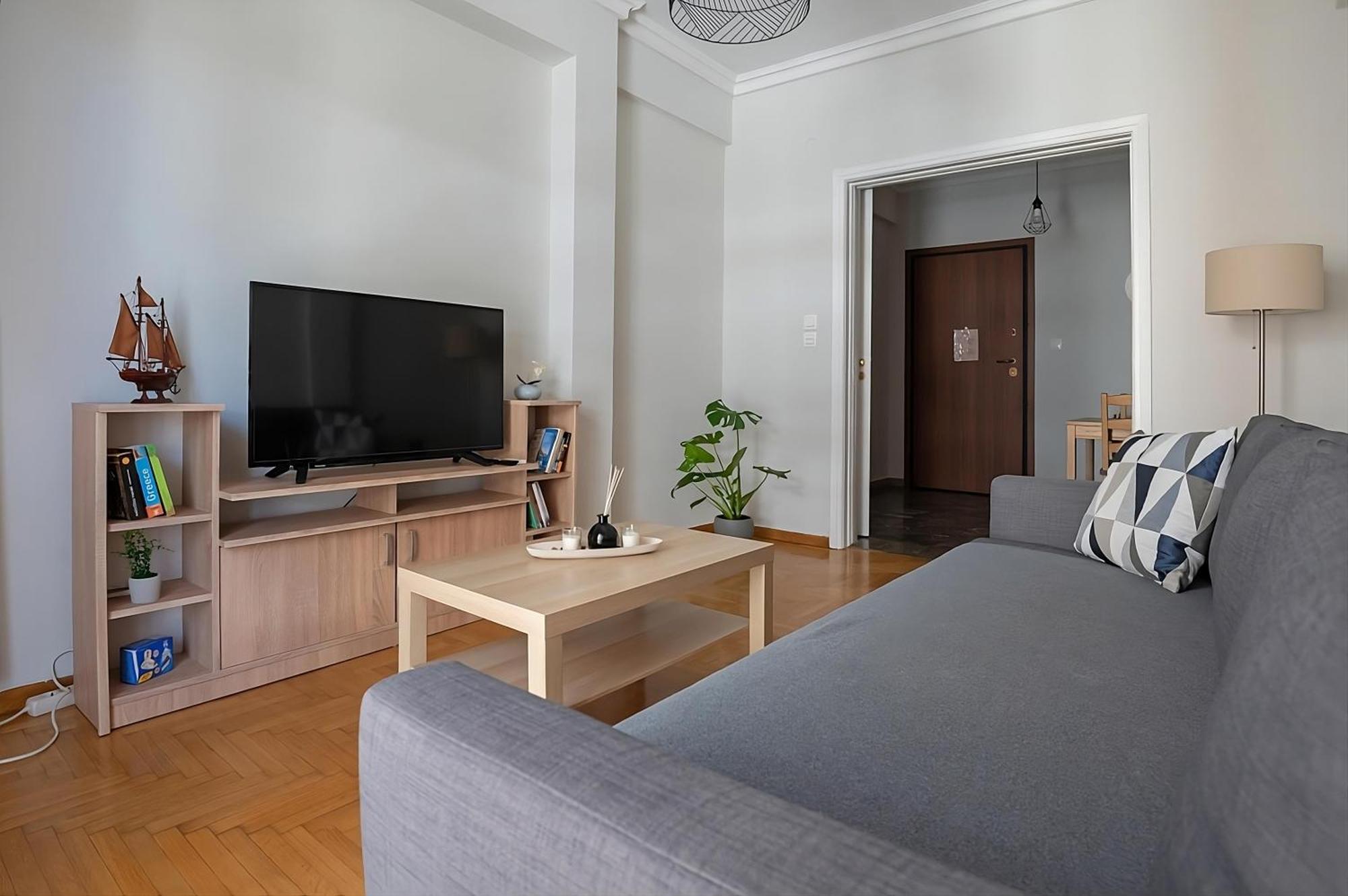 Entire Apt, 3Rd Floor, 1 Bedroom Atina Dış mekan fotoğraf